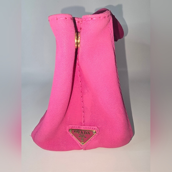 Prada Hot Pink Canapa - Picture 2 of 12